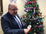 Коллектив Алтайского Росреестра присоединился к акции «Желание под ёлкой»